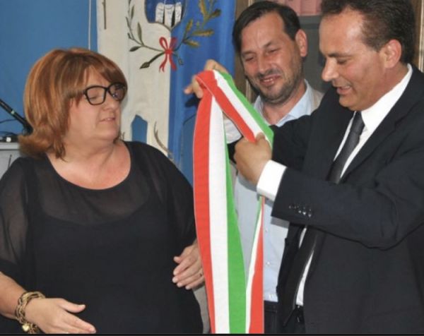 Emilio Incollingo e la fascia tricolore da Sindaco