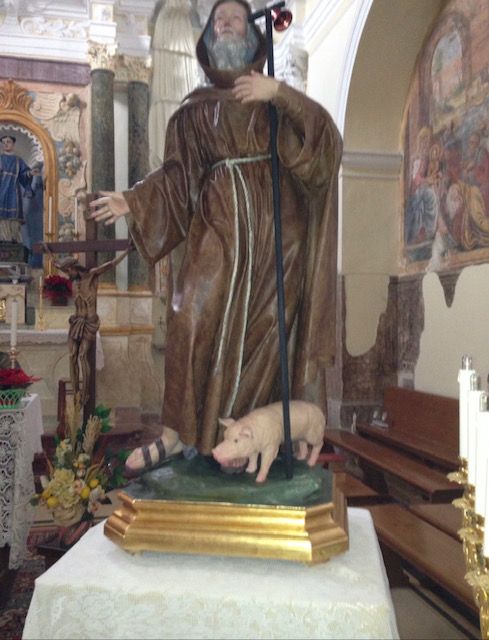 La Statua di S. Antonio abate donata da Giuseppe D'Acchioli
